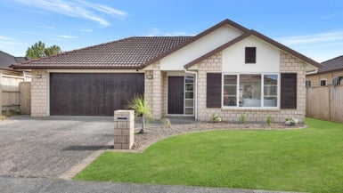 14 Plantation Avenue, Flat Bush, Auckland - Carousel 1
