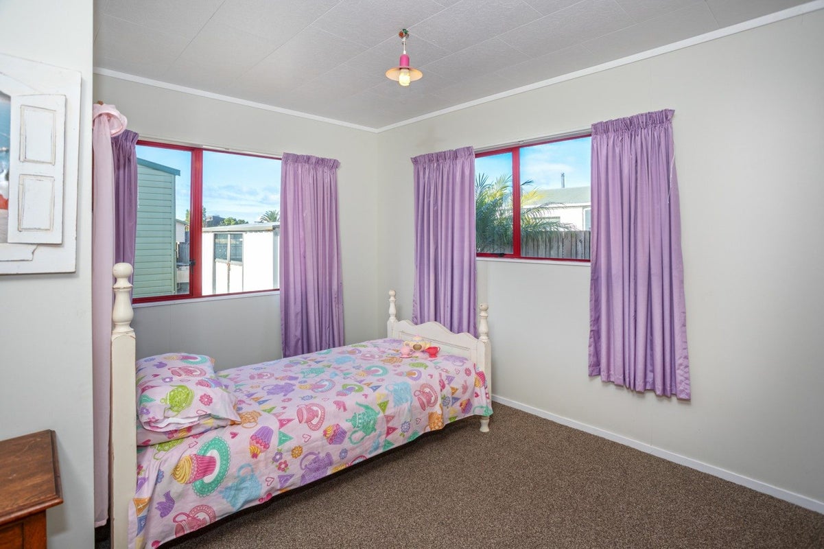 145 Sharyn Place, Whangamata - Carousel 24