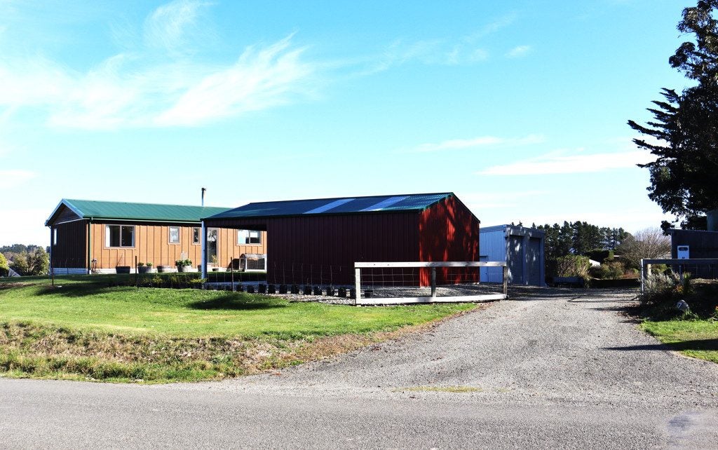 17 High Street, Kakanui, Oamaru - Carousel 1