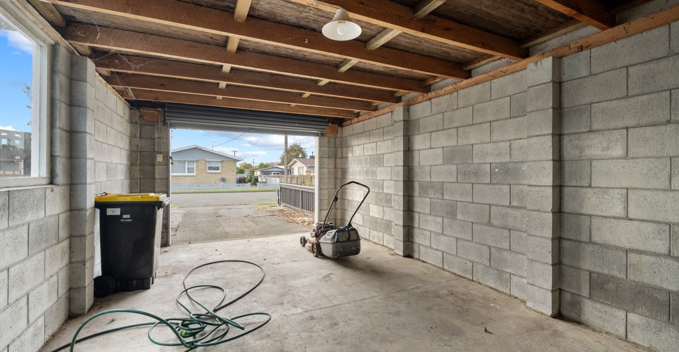 1 Kinloch Crescent, Witherlea, Blenheim - Carousel 22