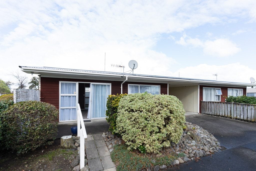 30 Aspiring Avenue, Milson, Palmerston North - Carousel 12