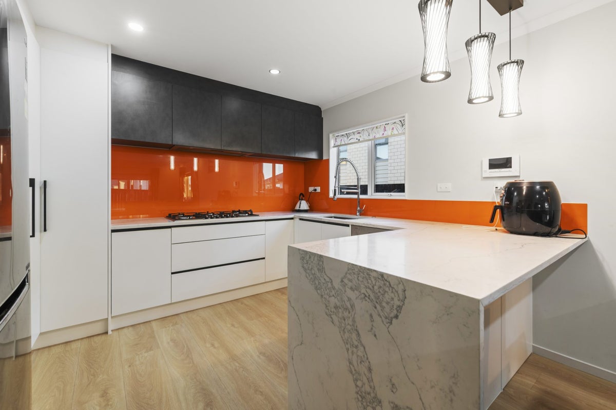 22 Te Aramanu Crescent, Papakura, Papakura - Carousel 2