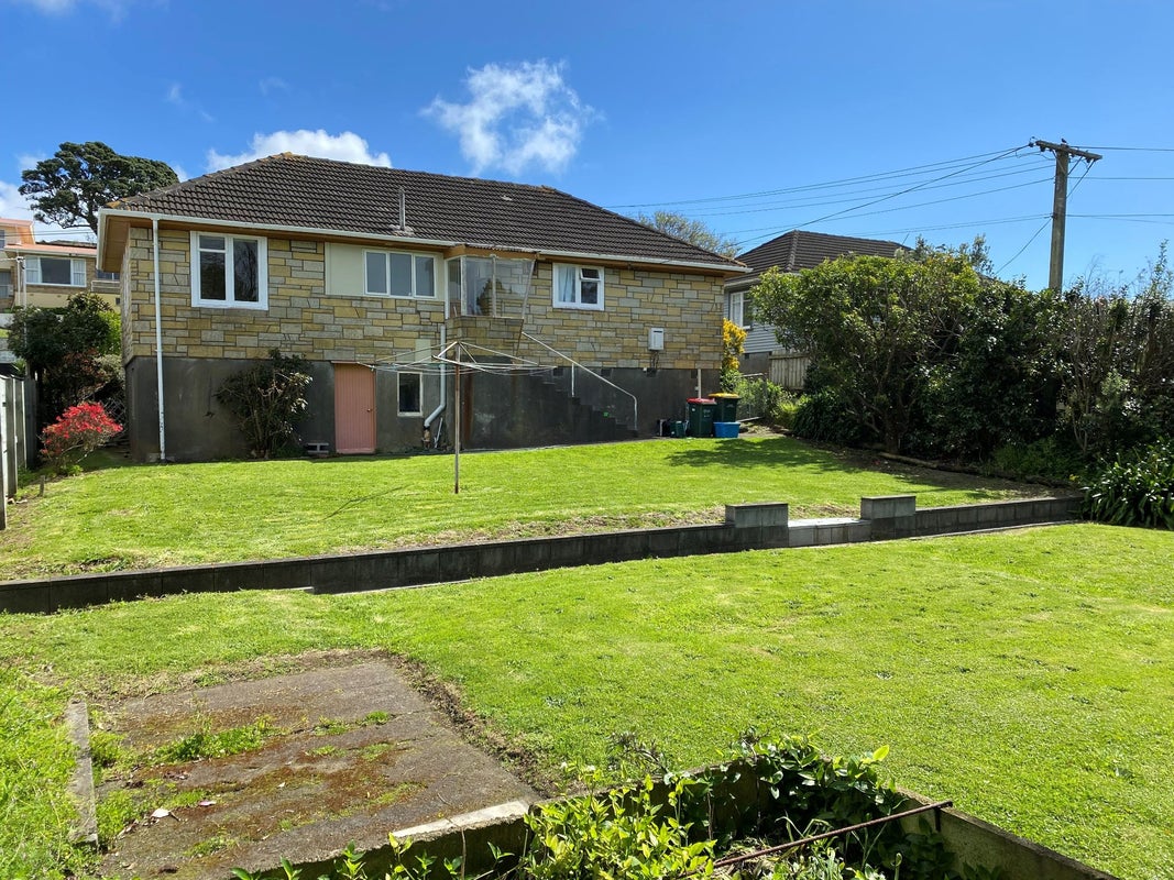 73 Bayly Road, Blagdon, New Plymouth - Carousel 2
