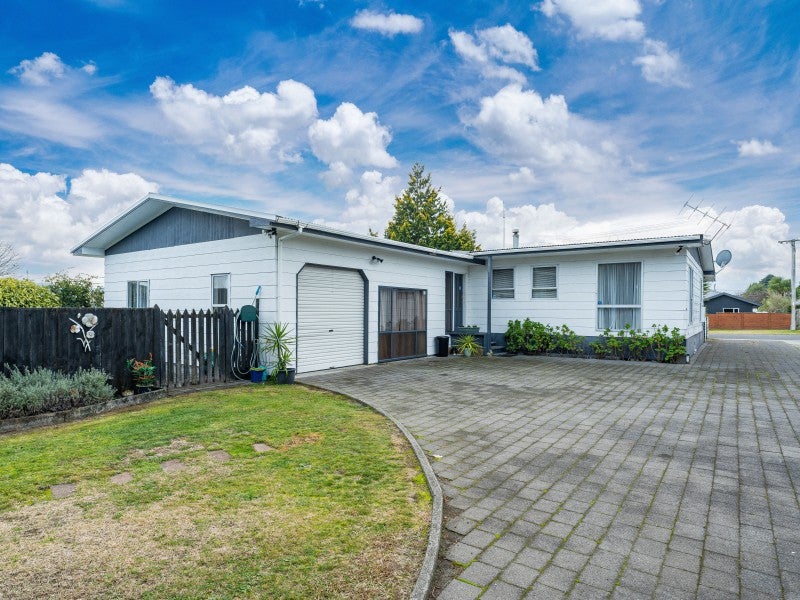 1/39 Laughton Street, Taupo, Taupo - Carousel 2