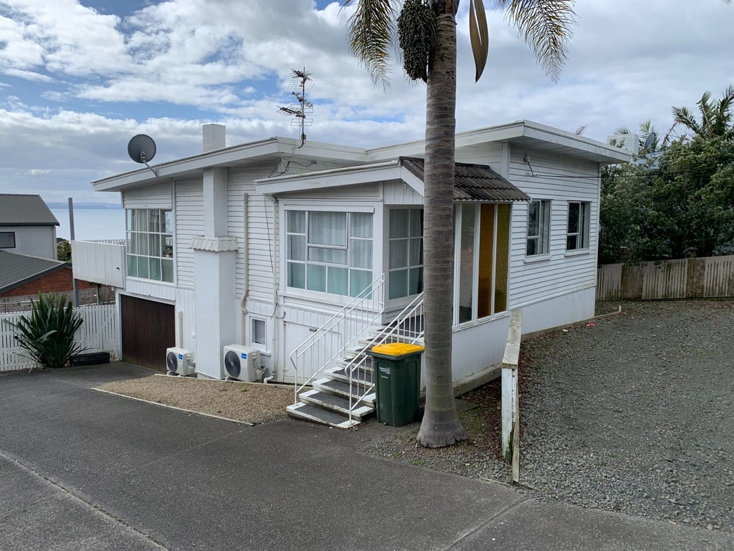 952A Whangaparaoa Road, Manly, Whangaparaoa - Carousel 2