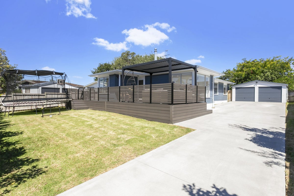 53 Marvon Downs Avenue, Pakuranga Heights, Auckland - Carousel 2