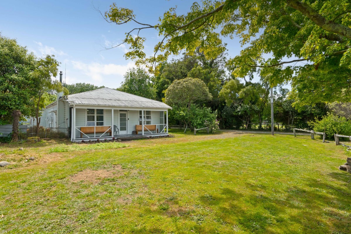 634 Upper Plain Road, Upper Plain, Masterton - Carousel 1