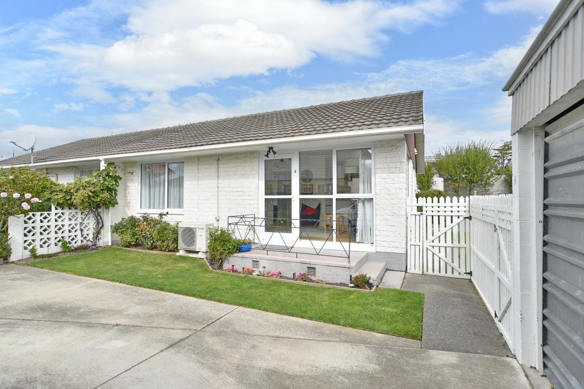 4/9 Division Street, Riccarton, Christchurch - Carousel 15