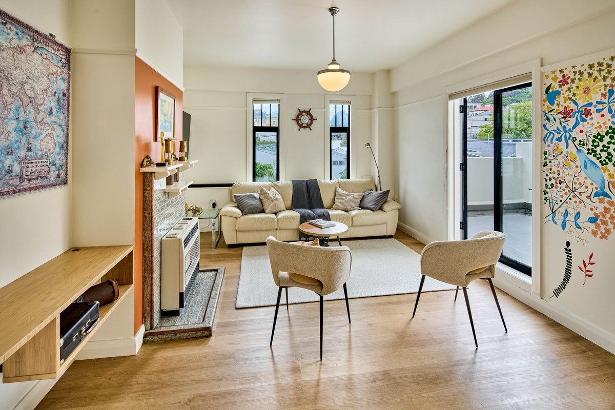 4/24 Elizabeth Street, Mount Victoria, Wellington - Carousel 1
