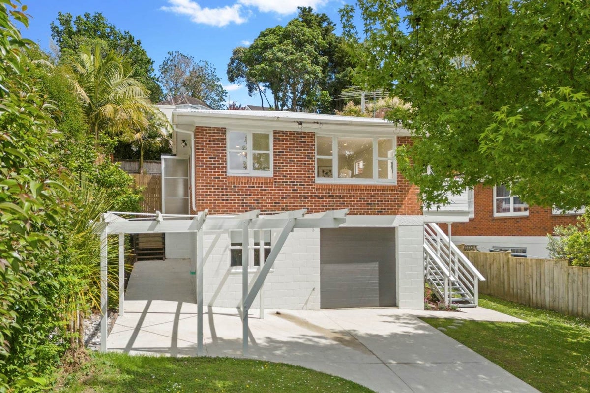 34 Leys Crescent, Remuera, Auckland - Carousel 1