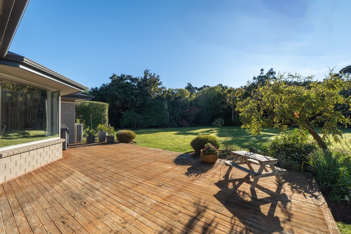 57 Matua Grove, Otatara - Carousel 2