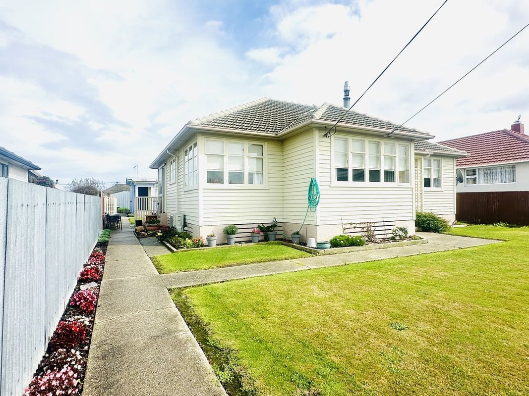 17 Arundel Street, Oamaru North, Oamaru - Carousel 1