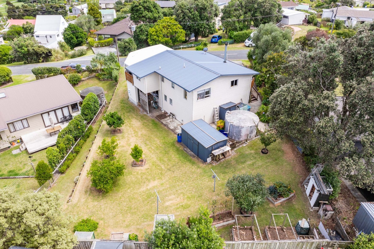 10 Awatea Street, Mangawhai Heads, Kaipara, Northland - Carousel 25