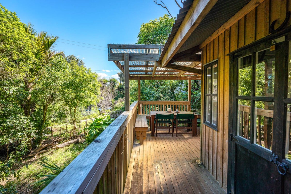21 Glen Brook Road, Omiha, Waiheke Island - Carousel 25