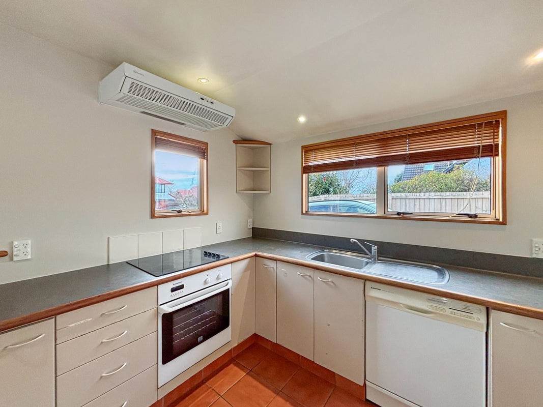 257 Maidstone Road, Avonhead, Christchurch - Carousel 2