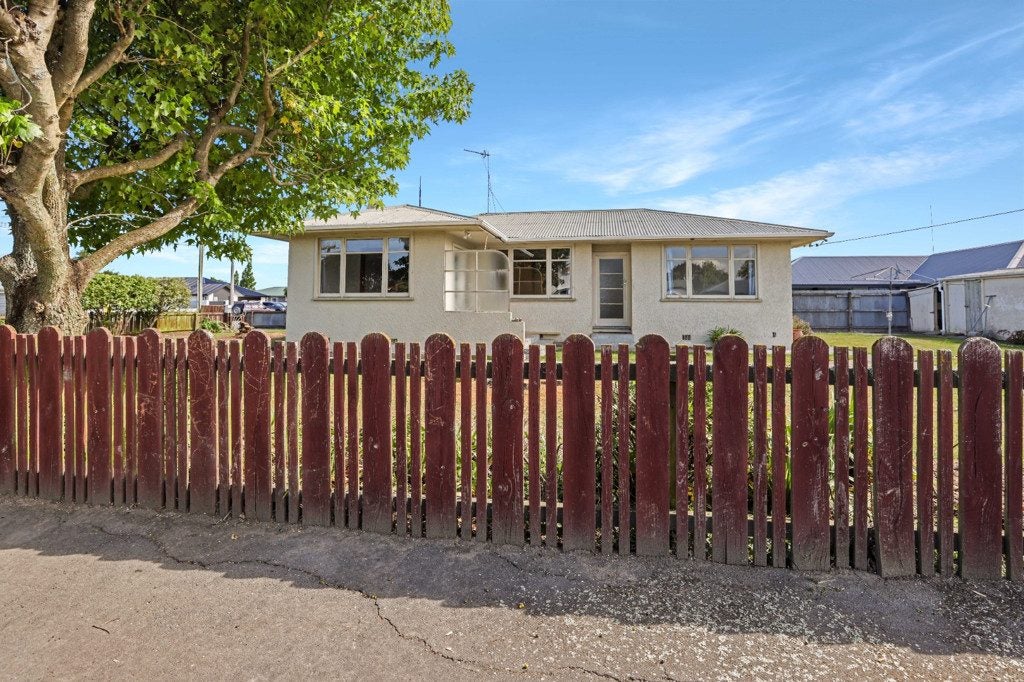 110 Thomson Street, Tinwald, Ashburton - Carousel 1