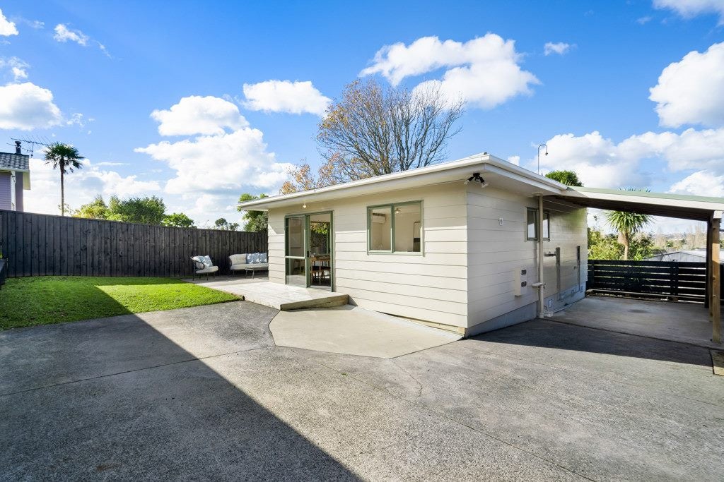 9B Boys Place, Pakuranga Heights, Auckland - Carousel 2