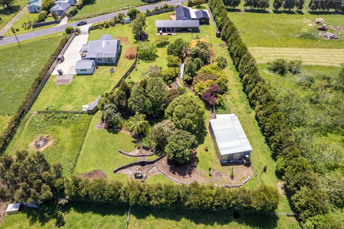 244 Corbett Road, Paraite, New Plymouth - Carousel 1