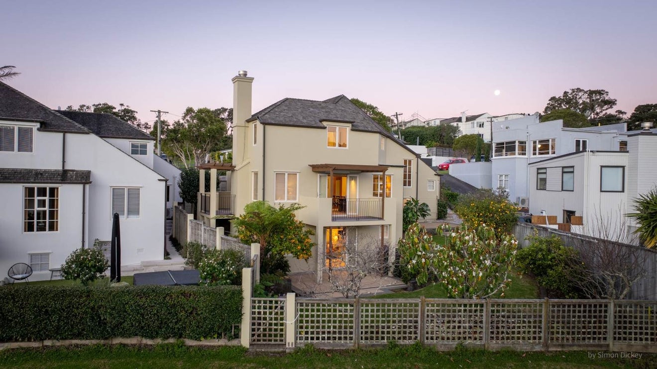 61A Atkin Avenue, Mission Bay, Auckland - Carousel 2