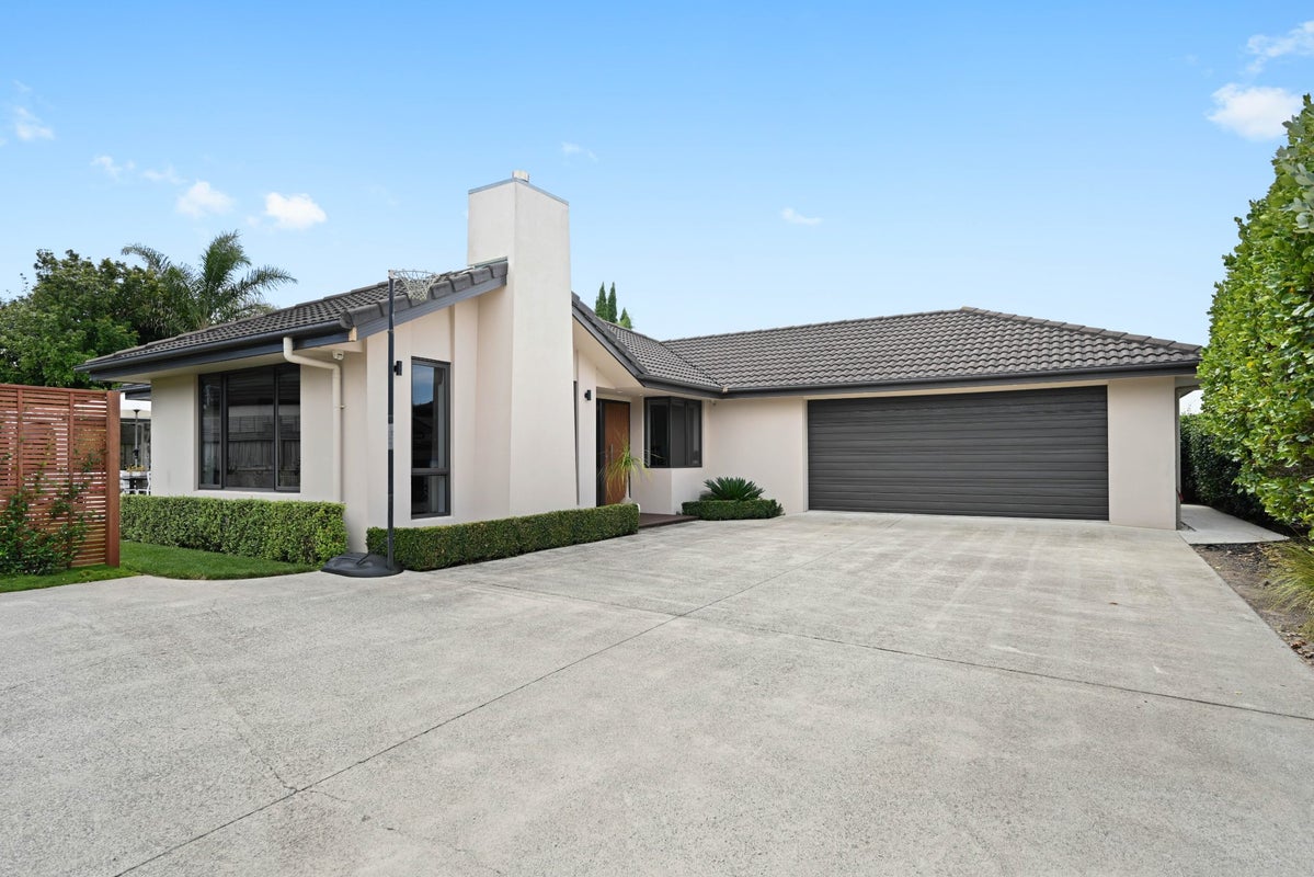 19 Connor Court, Huntington, Hamilton - Carousel 2