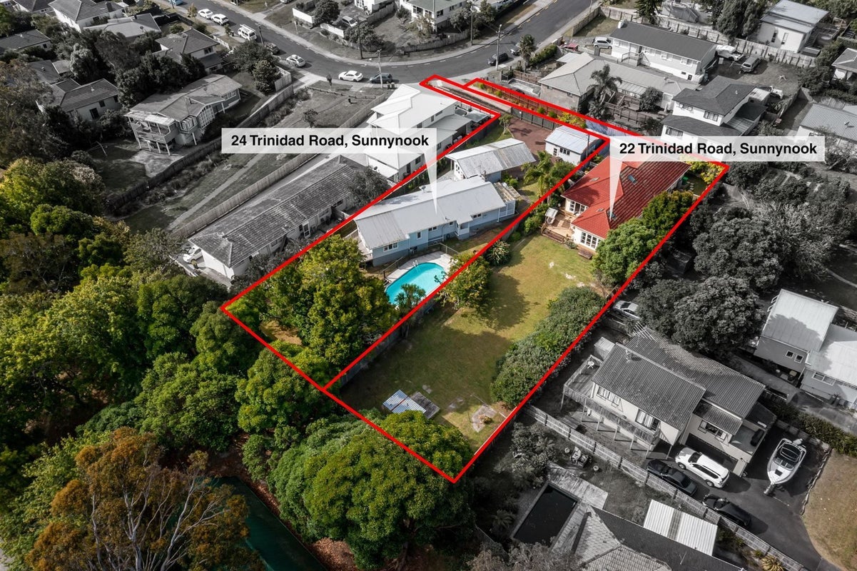 24 Trinidad Road, Sunnynook, Auckland - Carousel 1