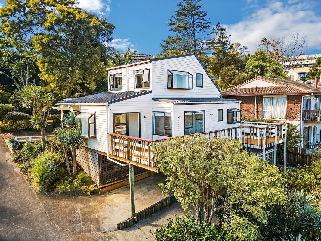1/16 Brooke Road, Red Hill, Papakura - Carousel 1