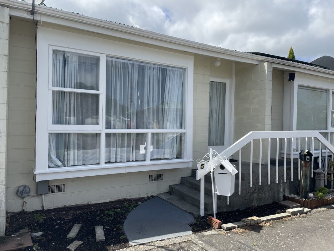 5/34 Rossiter Avenue, Waterloo, Lower Hutt - Carousel 1