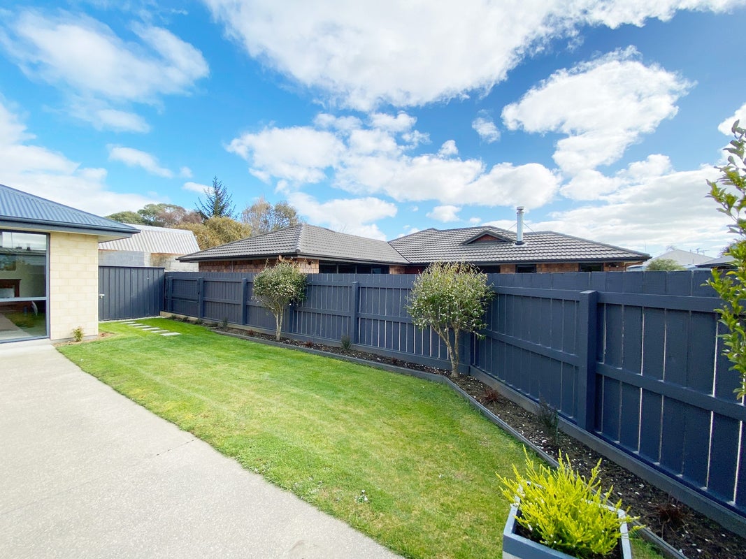 38 Bullar Street, Grasmere, Invercargill - Carousel 14