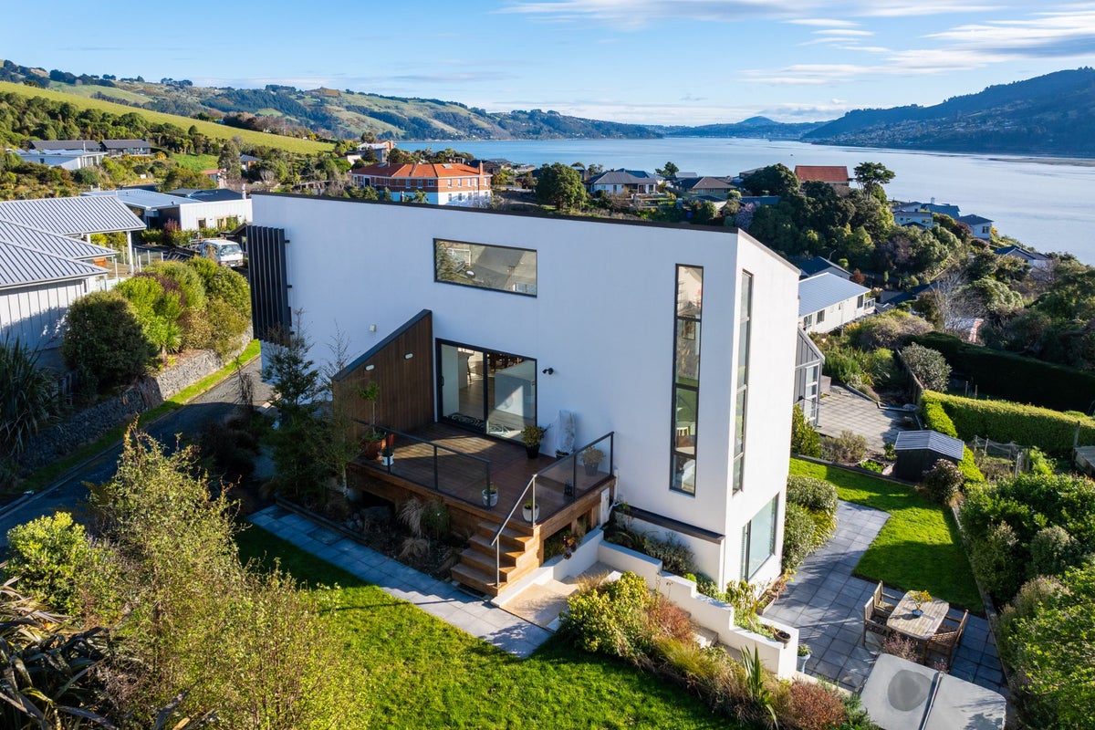 100 Mission Cove, Company Bay, Dunedin - Carousel 2