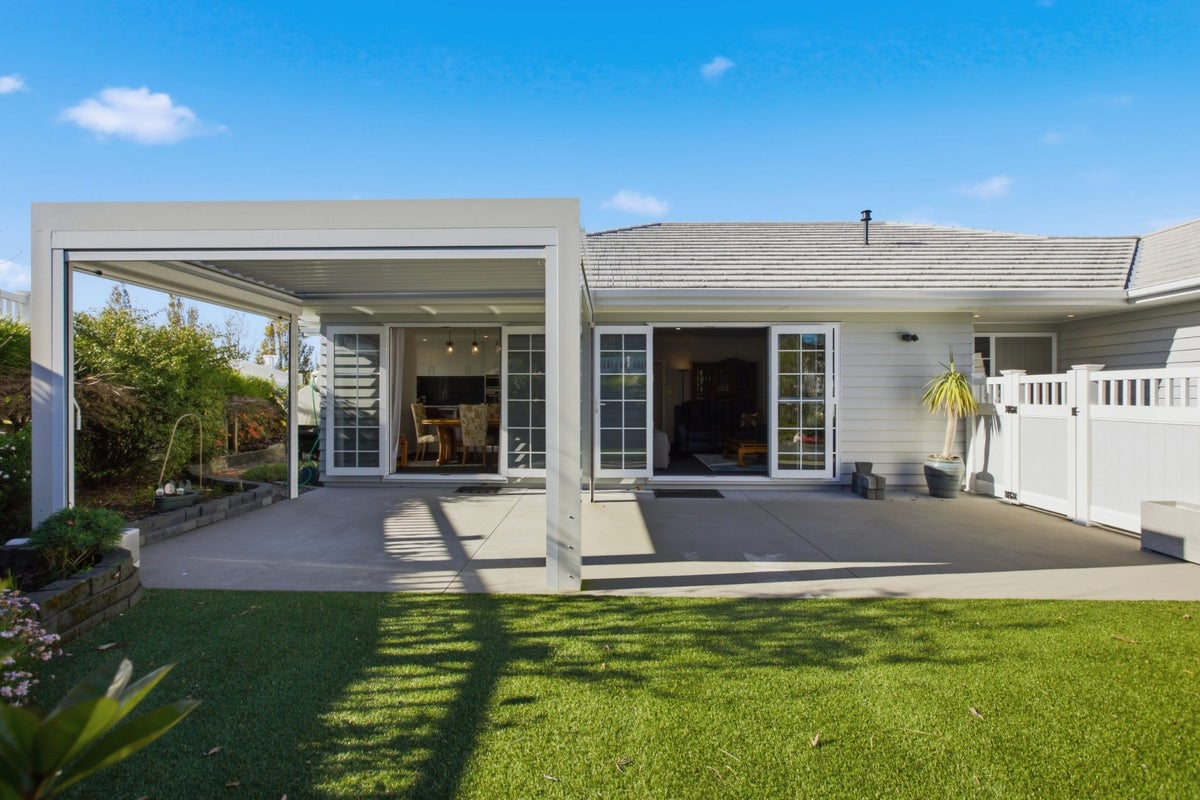 9 Parau Drive, Bethlehem, Tauranga - Carousel 2