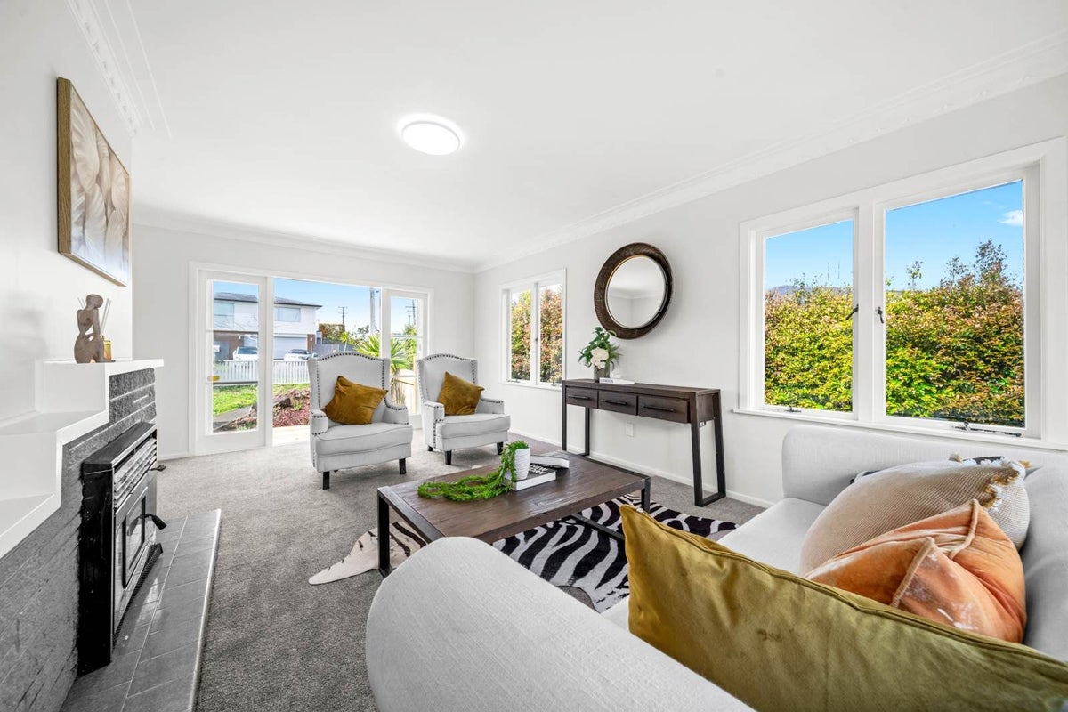 77 Farquhar Road, Glendene, Waitakere City, Auckland - Carousel 2