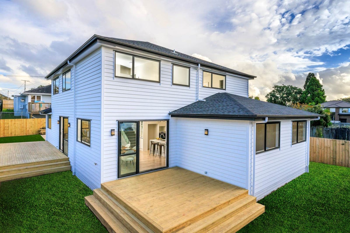 46A Waipani Road, Te Atatu Peninsula, Auckland - Carousel 2