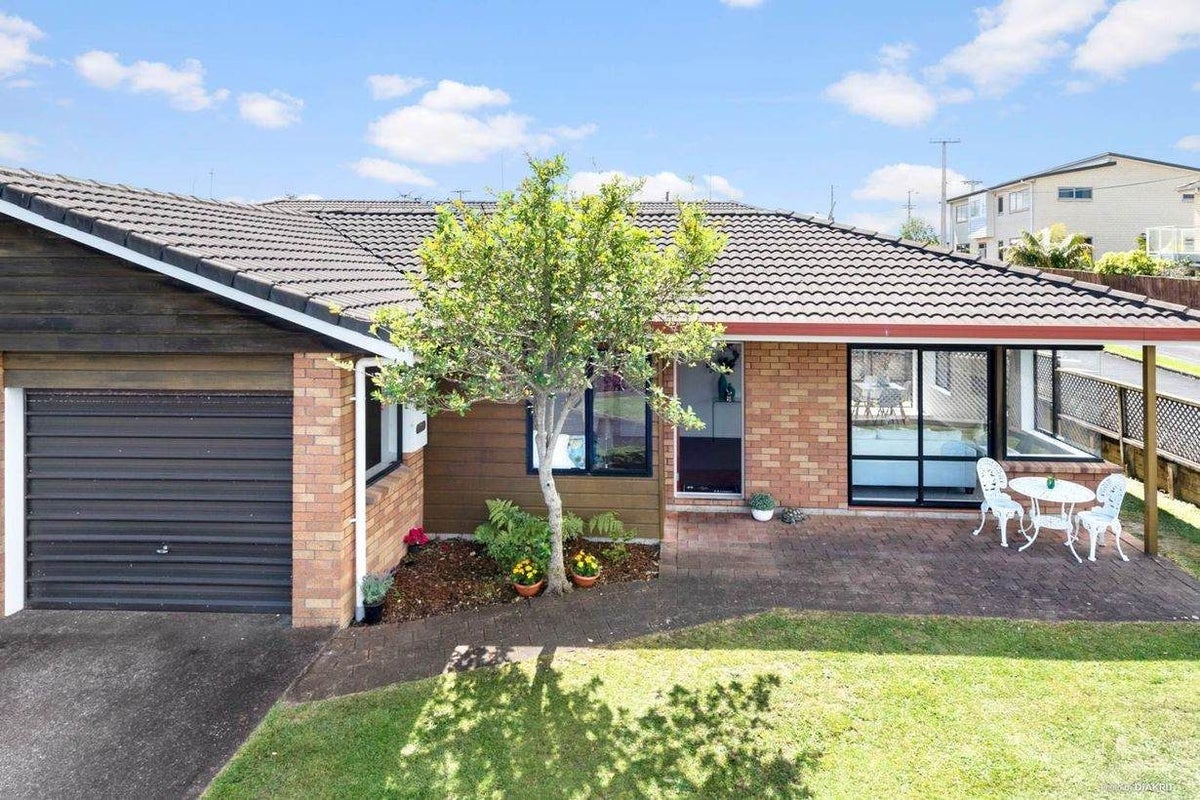 6/453 Richardson Road, Mount Roskill, Auckland - Carousel 1