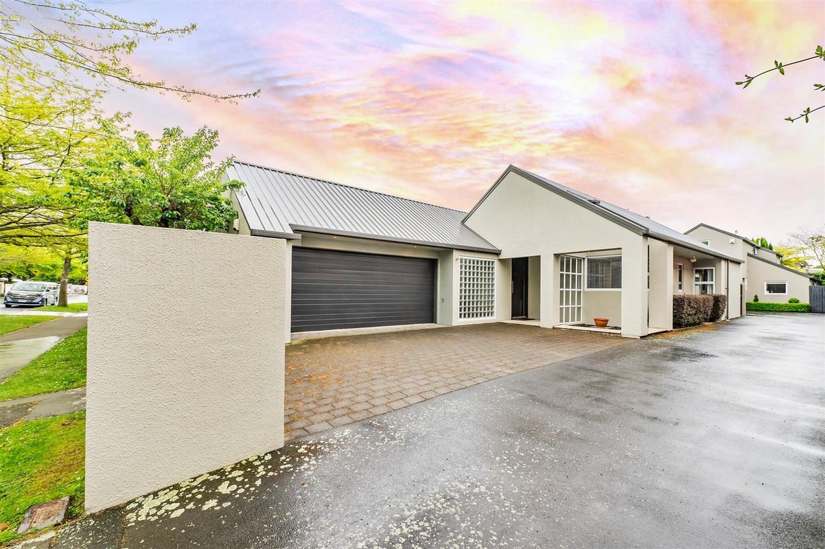 27 Tui Street, Fendalton, Christchurch - Carousel 1