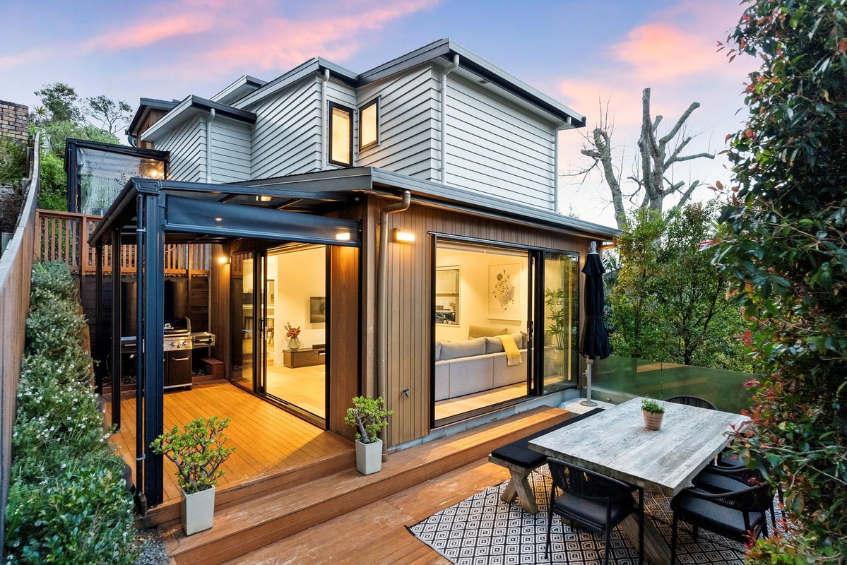 1/22 Hampton Drive, Kohimarama, Auckland - Carousel 2