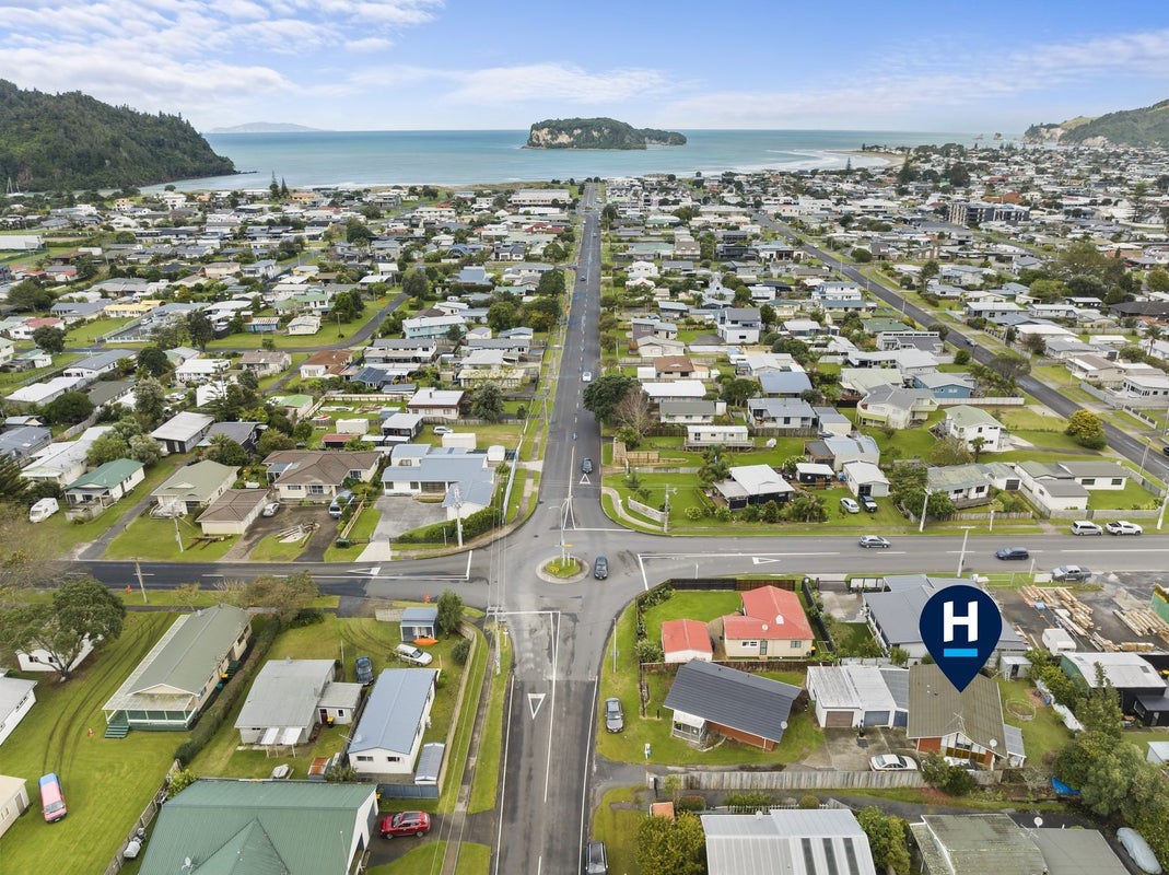 303B Hetherington Road, Whangamata, Whangamata - Carousel 1
