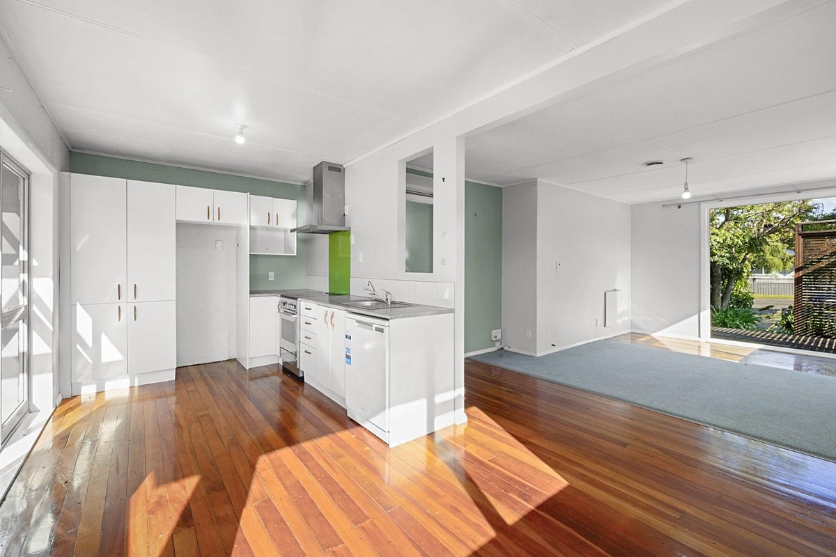45 Doralto Road, Frankleigh Park, New Plymouth - Carousel 2