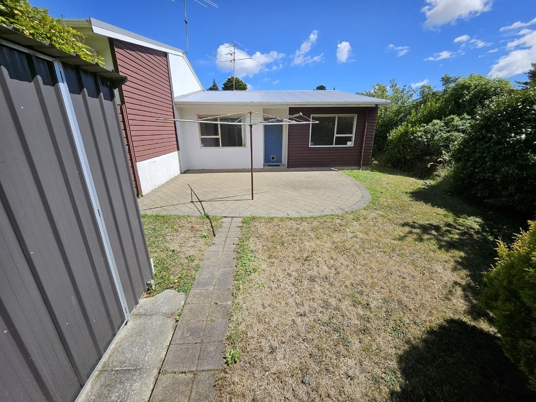 19A Caesars Place, Churton Park, Wellington - Carousel 16