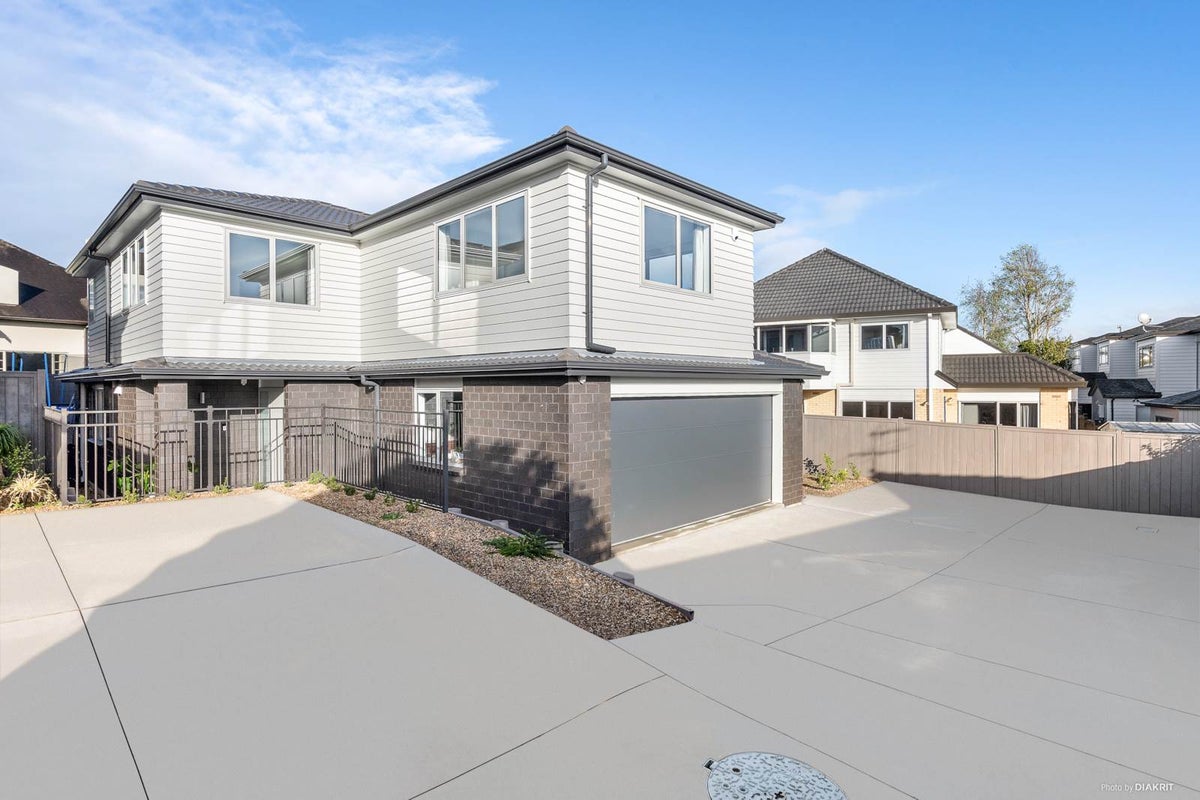 252B Bucklands Beach Road, Bucklands Beach, Auckland - Carousel 1