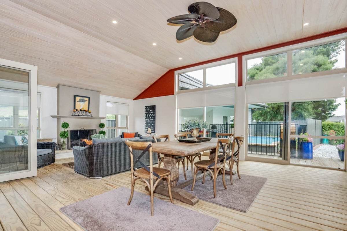 15 Millington Road, Whangarei - Carousel 1