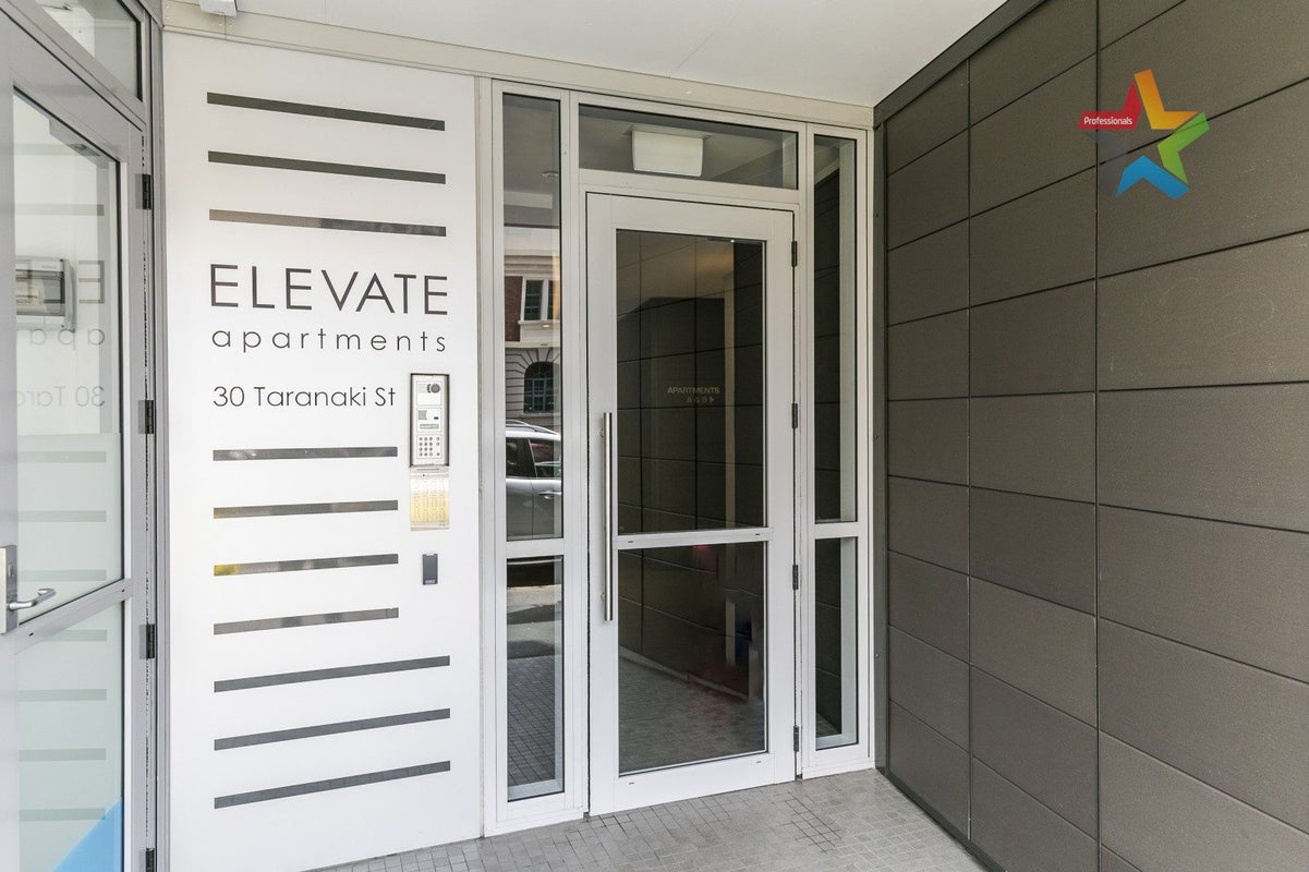 8F/30 Taranaki Street, Te Aro, Wellington - Carousel 2