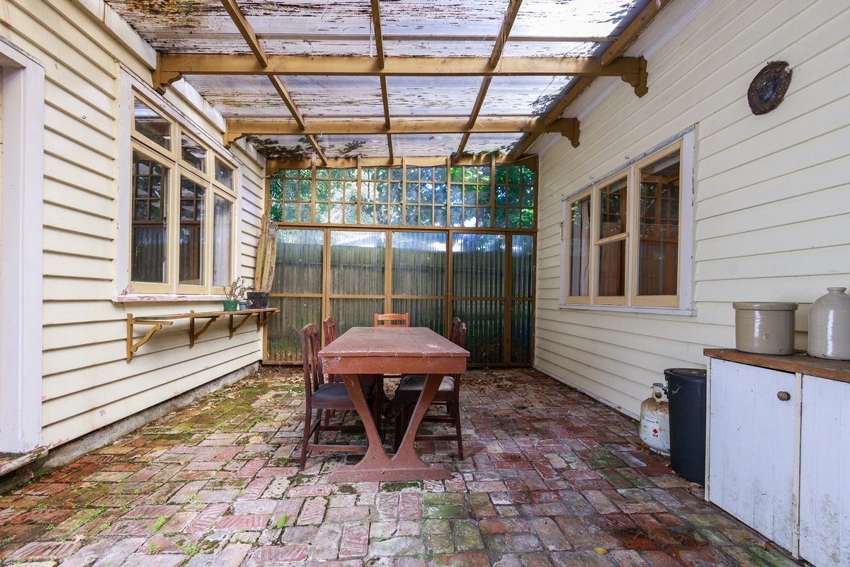 151 Glenmore Street, Kelburn, Wellington - Carousel 14