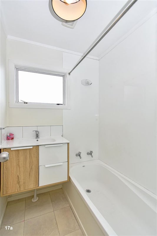 1/17 Hoturoa Place, Manurewa, Auckland - Carousel 4