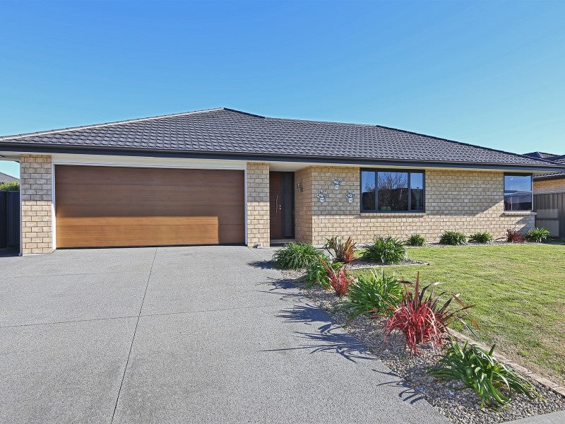 8 Hawea Place, Poraiti, Napier - Carousel 1