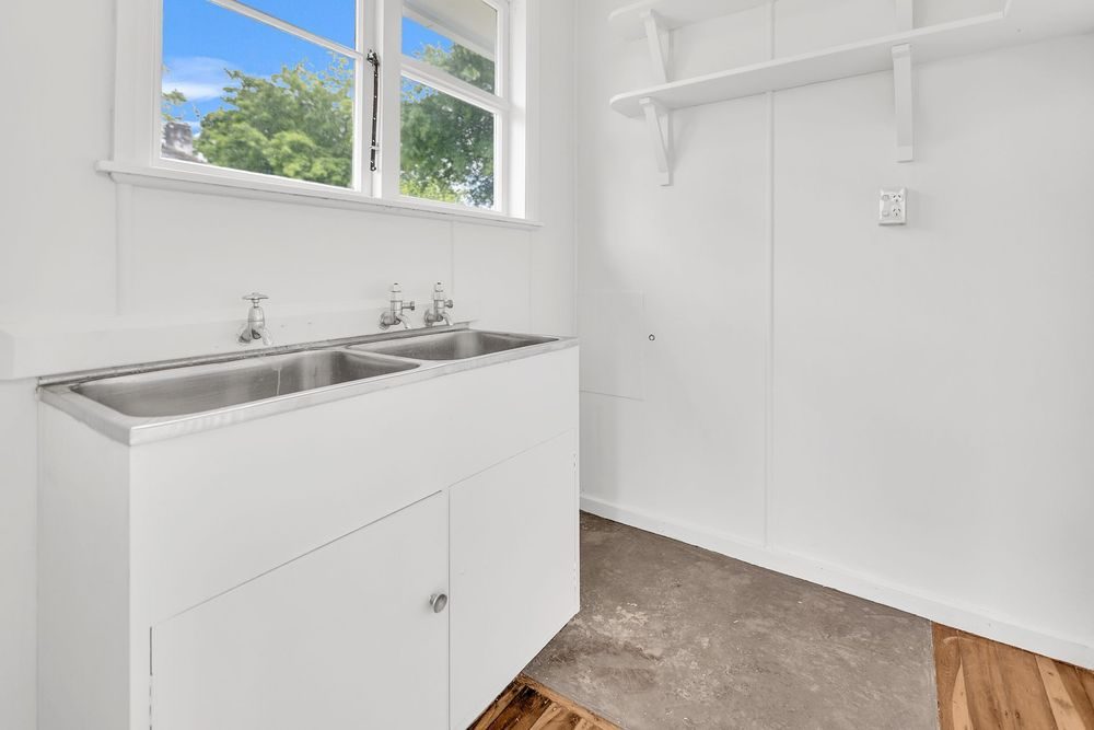 102 Holland Road, Fairfield, Hamilton - Carousel 13