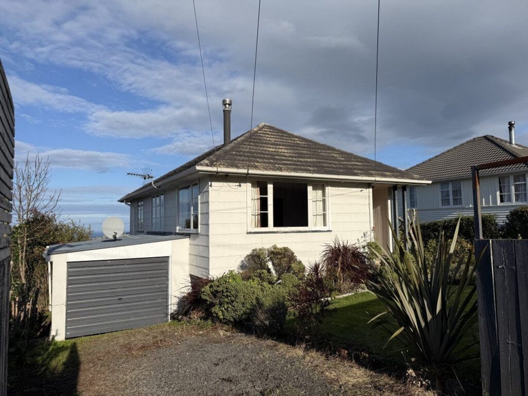 41 Mooltan Street, Halfway Bush, Dunedin - Carousel 1