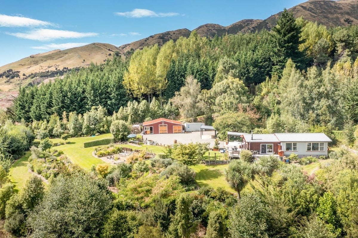 160 Medway Road, Emu Plain, Waiau - Carousel 2