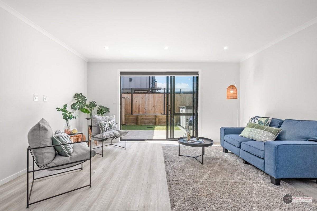 38 Dahl Drive, Wallaceville, Upper Hutt - Carousel 2