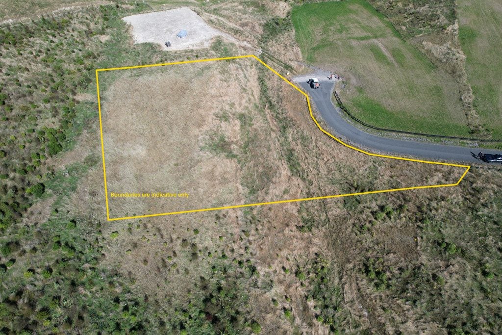 13 Olsen Place, Kinloch, Taupo - Carousel 1