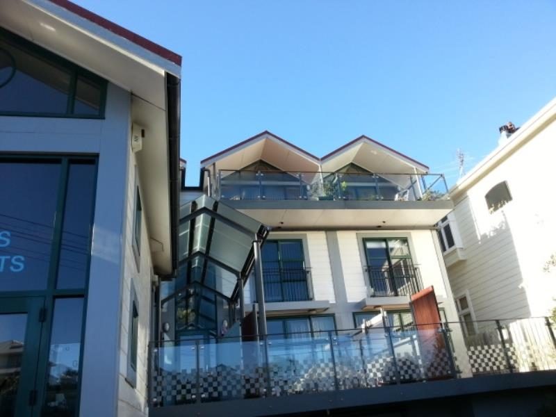 52B Hawker Street, Mount Victoria, Wellington - Carousel 9